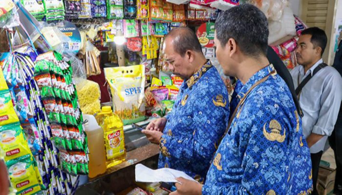 Beras di Surabaya Terkendali, Pemkot Aktif Pantau Pasar dan Pasokan