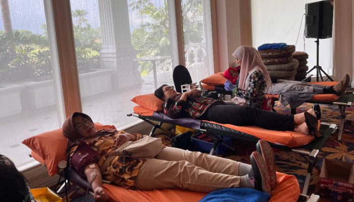 Donor Darah HUT ke-36 PT Karabha Digdaya Hasilkan 106 Kantong