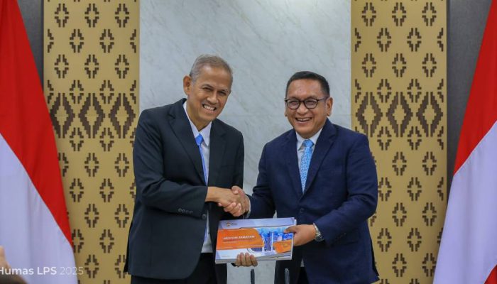 Presiden RI Prabowo Subianto Melantik Dewan Komisioner LPS Periode 2025 – 2030