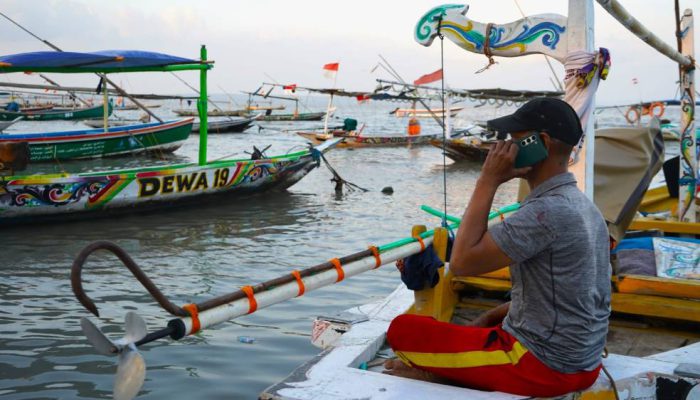 Jaga Keselamatan dan Produktivitas Nelayan, Telkomsel Hadirkan Jaringan Andal di Teluk Biru Banyuwangi
