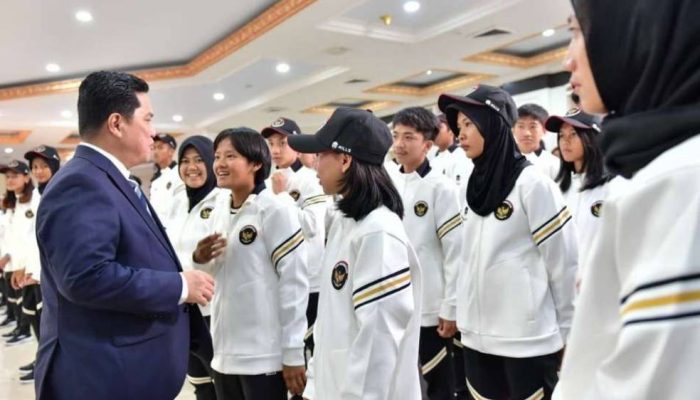 Menpora Erick Thohir Lepas Dua Kontingen Indonesia Menuju Ajang Internasional