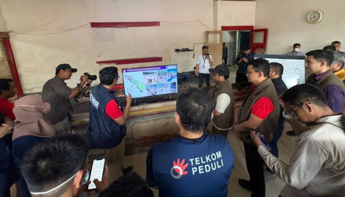 Wamen Komdigi Apresiasi TelkomGroup atas Pemulihan Jaringan dan Bantuan Pascabencana di Aceh Tamiang