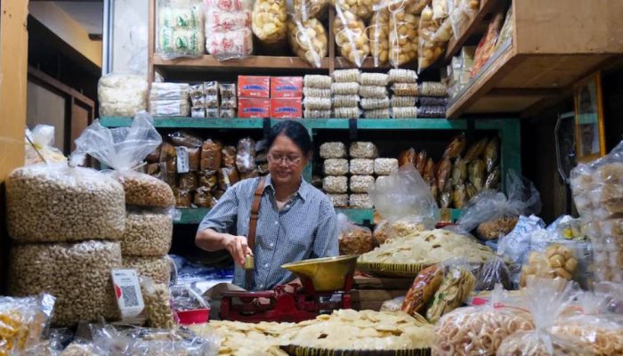 Perkuat Modal UMKM, Komisi C DPRD Jatim Dorong Skema Kredit Ramah Melalui Bank Jatim dan BPR