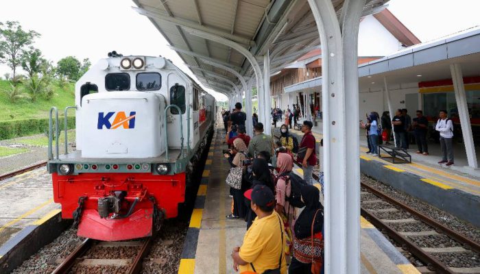 Antusiasme Mudik Tinggi, 131 Ribu Tiket Lebaran KAI Sudah Terjual