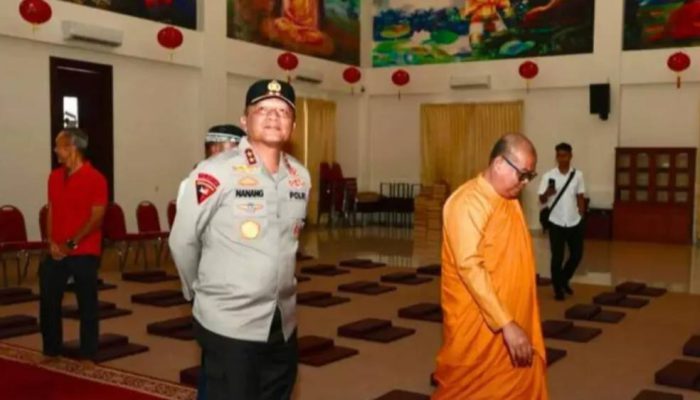 Kapolda Jatim Tinjau Perayaan Imlek, Pastikan Situasi Aman dan Tertib