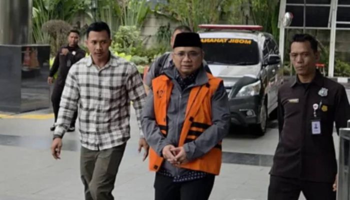 Usai Izin “Sungkem” Orang Tua, Mantan Menag Yaqut Cholil Qoumas Kembali ke Rutan KPK