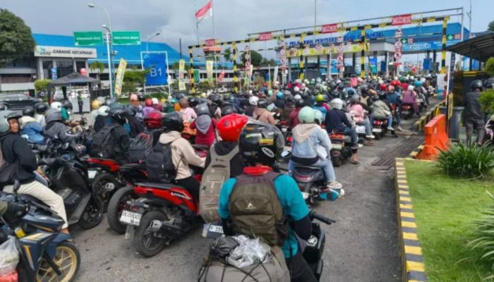 404 Ribu Pemudik Kembali ke Bali via Pelabuhan Ketapang
