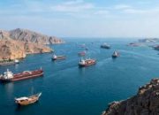 Selat Hormuz Ditutup Lagi, Harga Minyak Dunia Melonjak Lebih dari 7 Persen