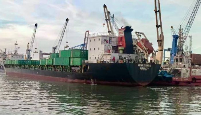 Implementasi EAZI di Tanjung Perak Mulai Diuji, Waktu Tunggu Kapal Ditargetkan Turun