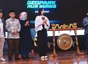 Kemenpar Kenalkan Keindahan Geopark Ijen melalui Event Lari Nasional
