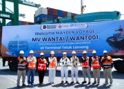 Kapal Perdana MV WANTAI Sandar di Teluk Lamong, Konektivitas Surabaya–Tiongkok Kian Kuat