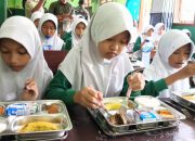 Anggaran Makan Bergizi Gratis Bakal Dipotong Lagi, Purbaya: Efisiensi Besar-besaran