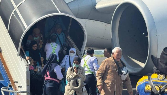 Pemerintah Siapkan Revisi Tarif Batas Atas di Tengah Harga Tiket Pesawat yang Masih Tinggi