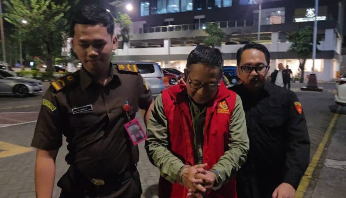 Korupsi Dana Operasional Rp10,2 Miliar, Dirut KBS Resmi Ditahan Kejati Jatim