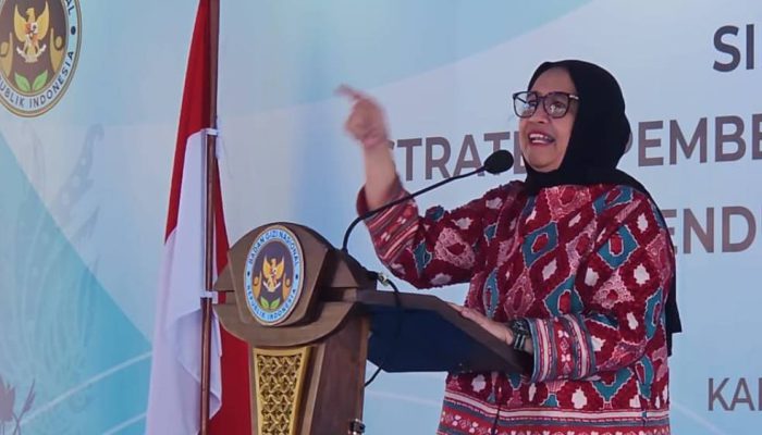 Presiden Prabowo Terima Pengunduran Diri Kepala BGN Nanik S Deyang