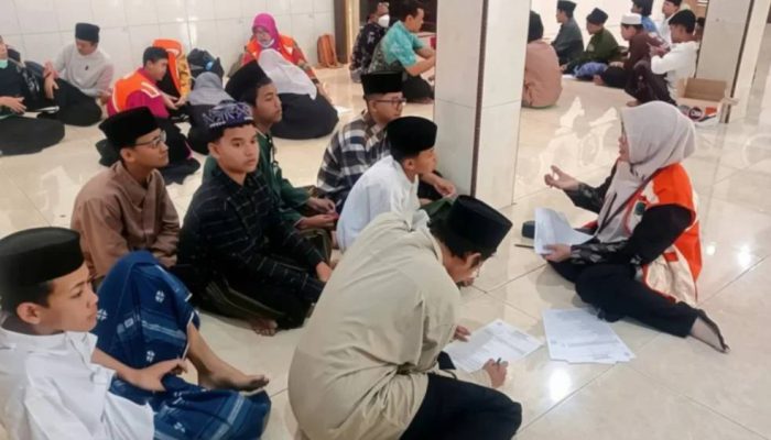 Tak Hanya Fisik, Pemkab Sidoarjo Perhatikan Psikis Santri Pascakeracunan