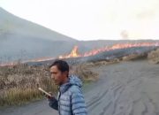 Kebakaran Bromo Meluas, Api Capai Bukit Teletubbies dan Bergerak ke Malang