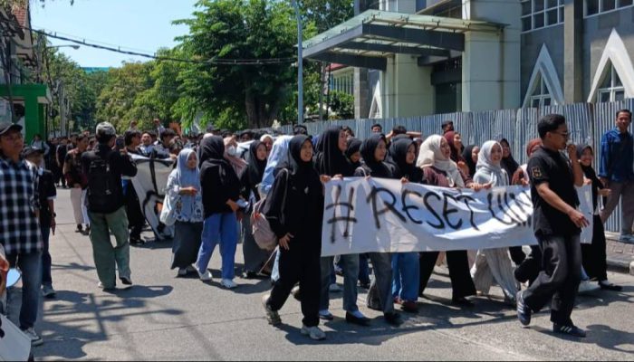 Mahasiswa UINSA Tuntut Evaluasi Rektor Muzakki, Ini Sejumlah Persoalan yang Disorot