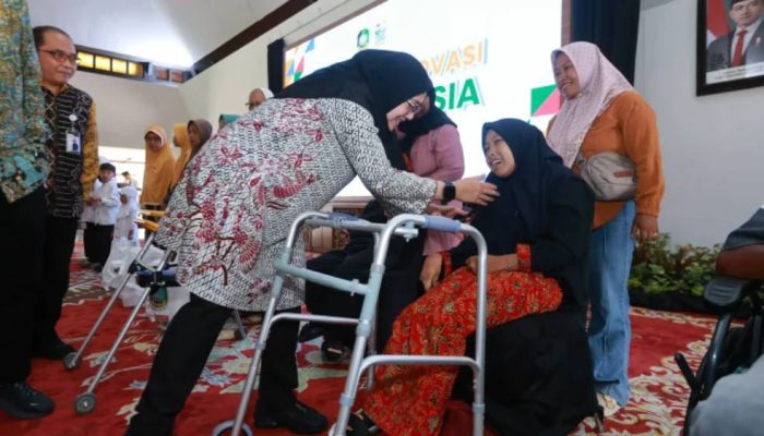 Teman Lansia Banyuwangi Pastikan Warga Sepuh Dapat Bantuan Sesuai Kebutuhan