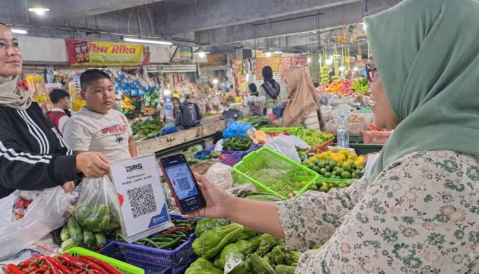 Pasar Keputran Surabaya Kini Didukung WiFi BRI, Transaksi Digital Makin Mudah